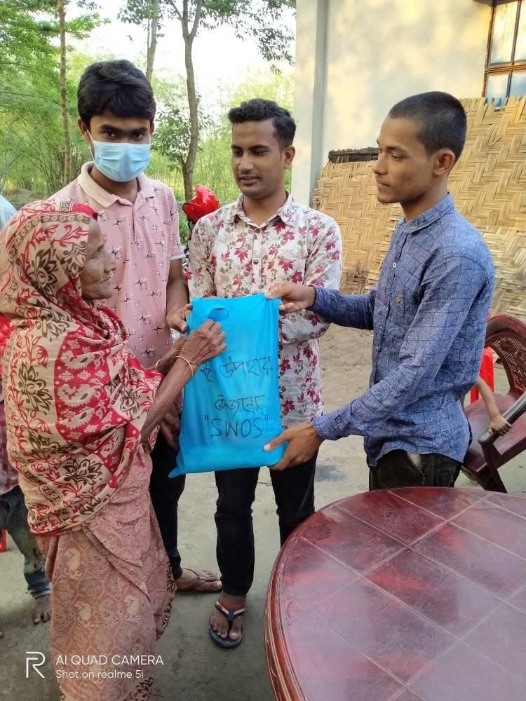 ঈদ গিফট বক্স ও যাকাত বিতরণ ২০২১