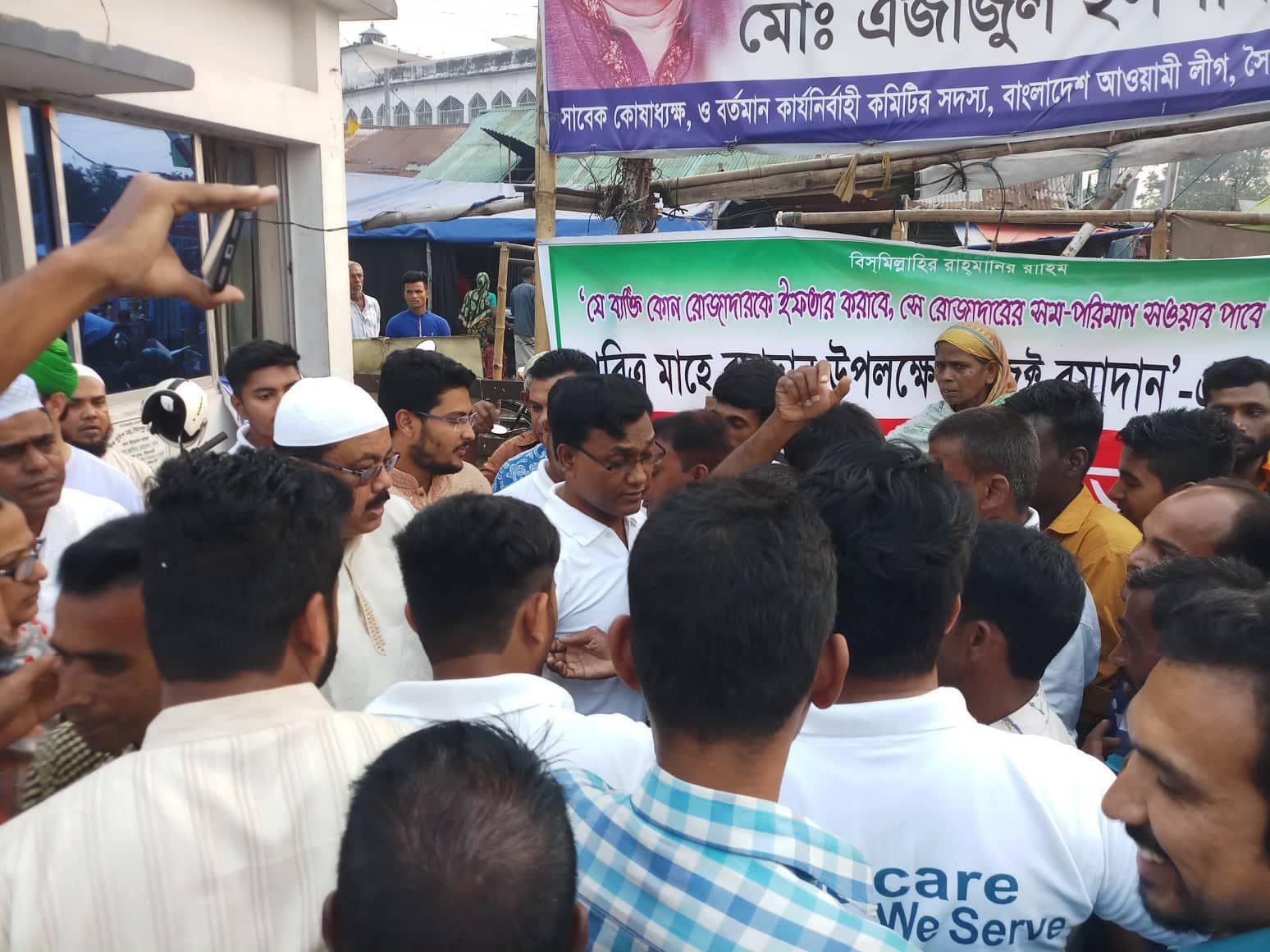 প্রোজেক্ট রমাদান — ২য় ইফতার বিতরণ