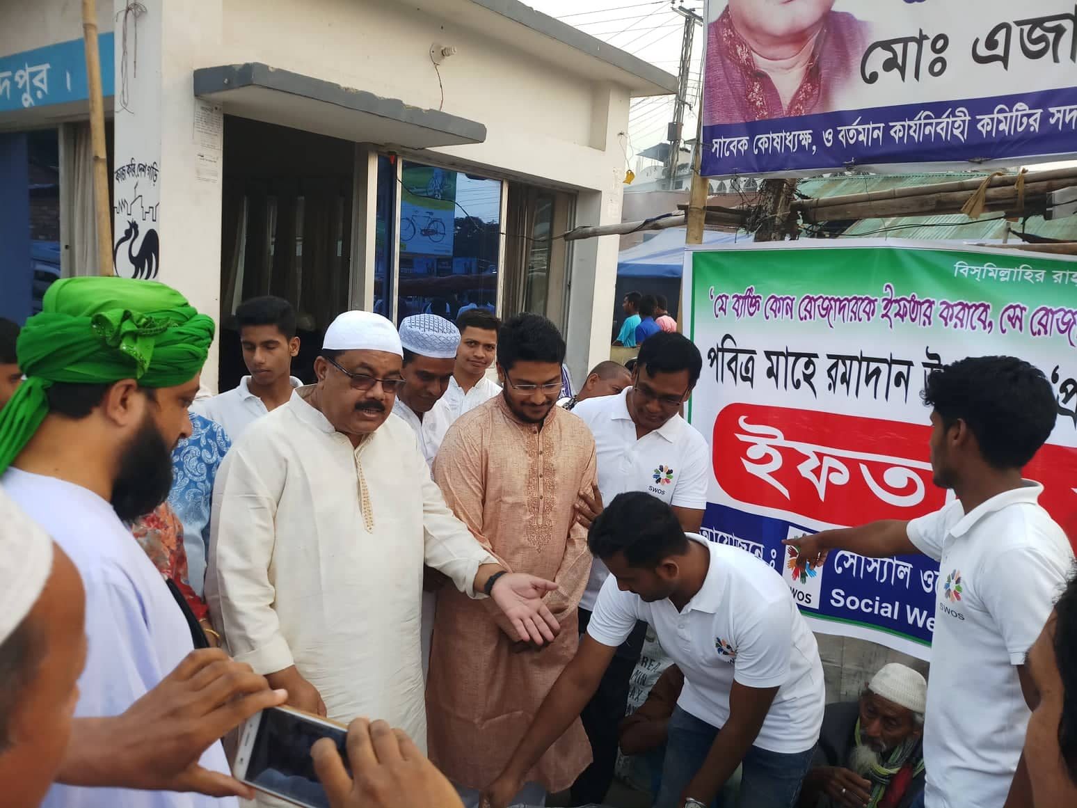 প্রোজেক্ট রমাদান — ২য় ইফতার বিতরণ