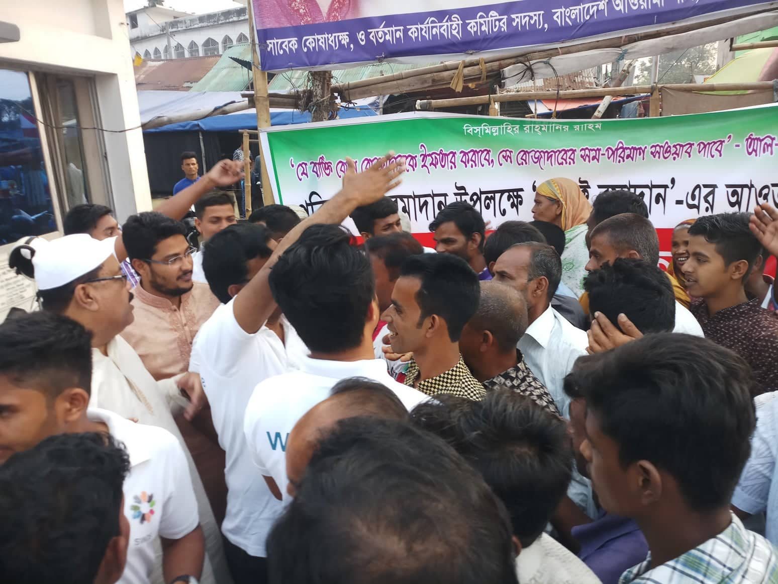প্রোজেক্ট রমাদান — ২য় ইফতার বিতরণ