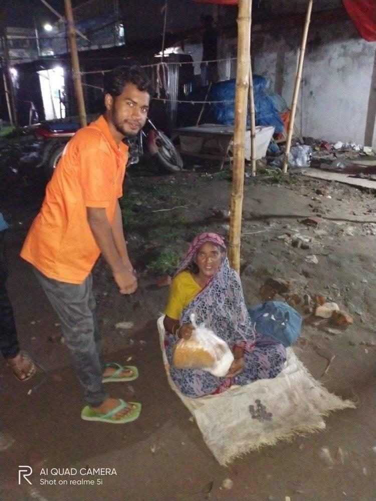 ঈদ গিফট বক্স ও যাকাত বিতরণ ২০২১